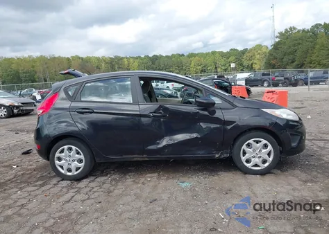 2013 Ford Fiesta S z USA, uszkodzony, nr VIN 3FADP4TJXDM183182